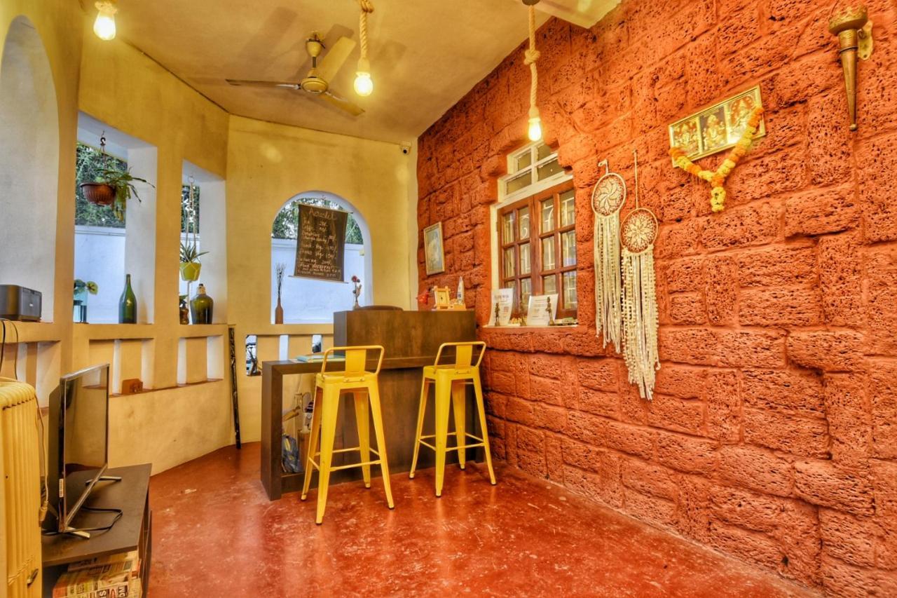 Aerostel - Backpacker'S Hostel In Goa 卡兰古特 外观 照片